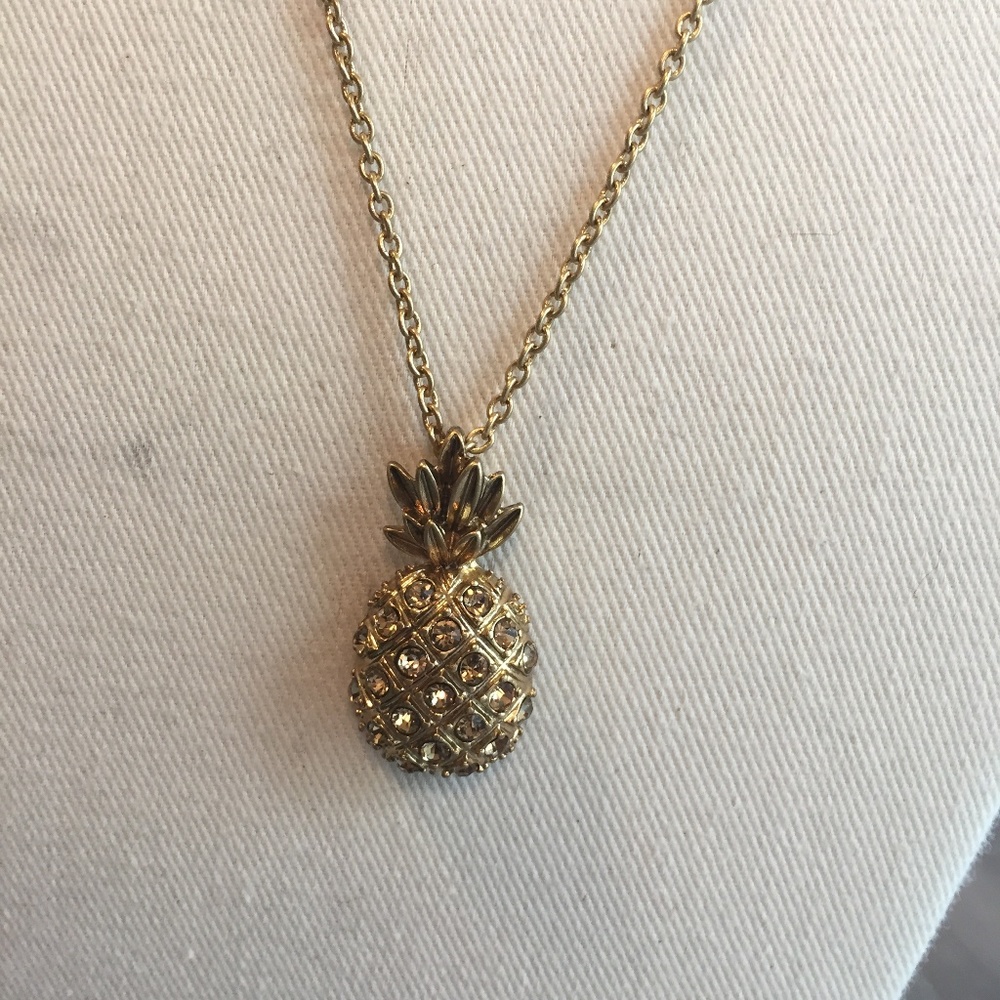 NWT Pineapple Charm Necklace